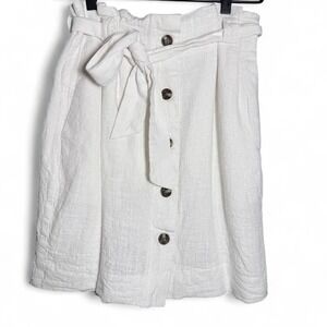 H&M white linen button up skirt with tie waist and pockets size 4